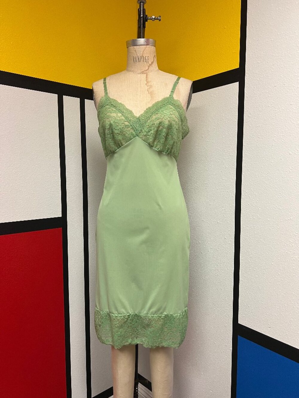 EUC Vintage 1960s Van Raalte Lace Trim Nylon Slip Dress Green Size 34 Medium